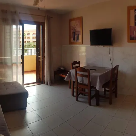 Compostela Family Garden Apartment *